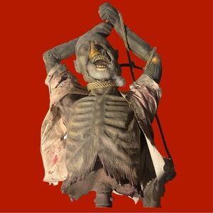 Spirit Halloween Chin Up Zombie Decor Decoration Rare Animated Animatronic